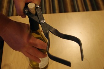 Pull out stuck cork